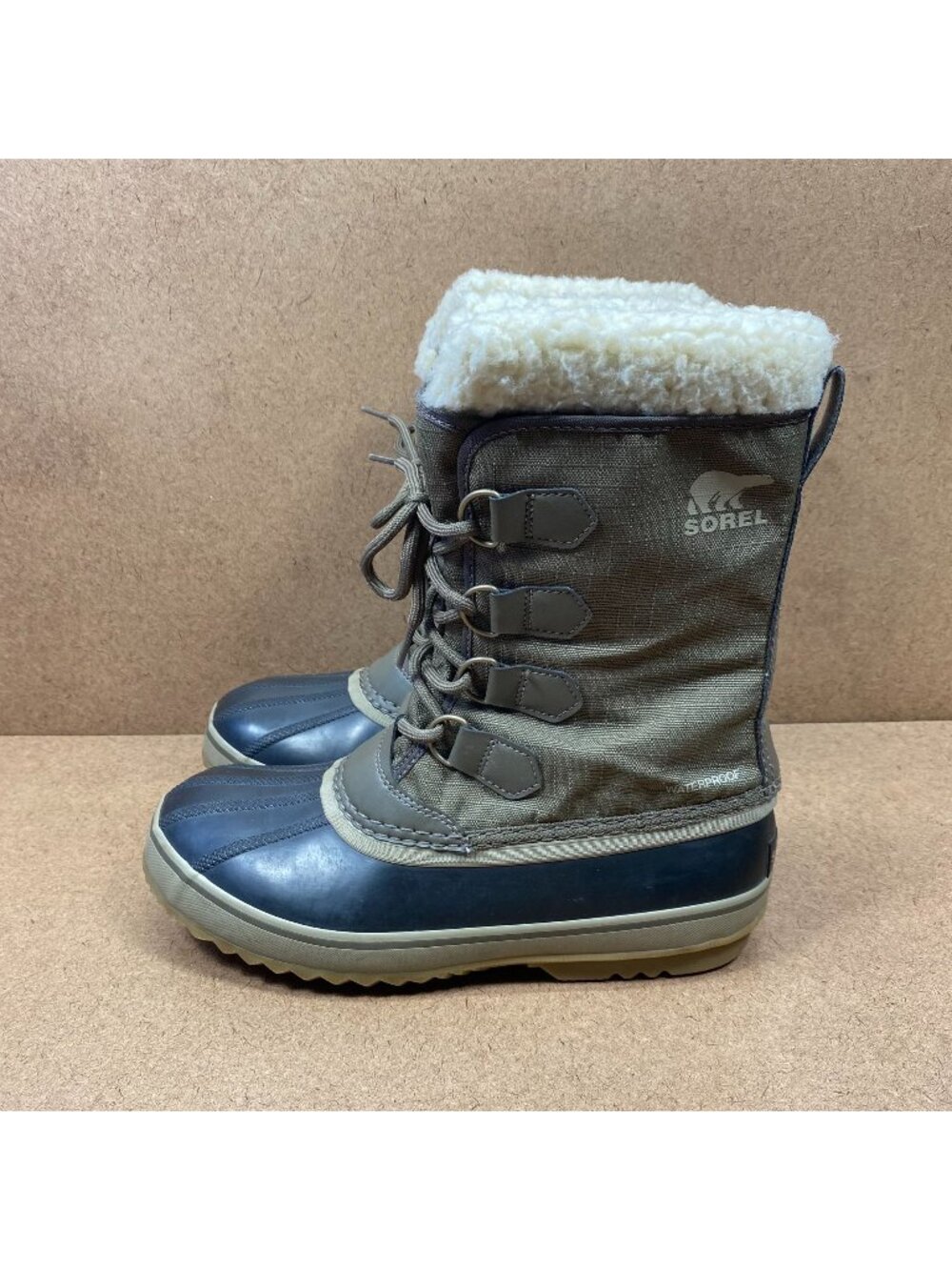 Sorel Mens Waterproof Insulated Winter Boots Size 8 Faux Fur Lined Olive Green